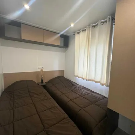 4 étoiles - Piscine - Ccbagid Camping