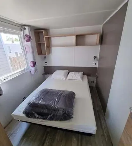 4 étoiles - Piscine - Ccbagid Camping *